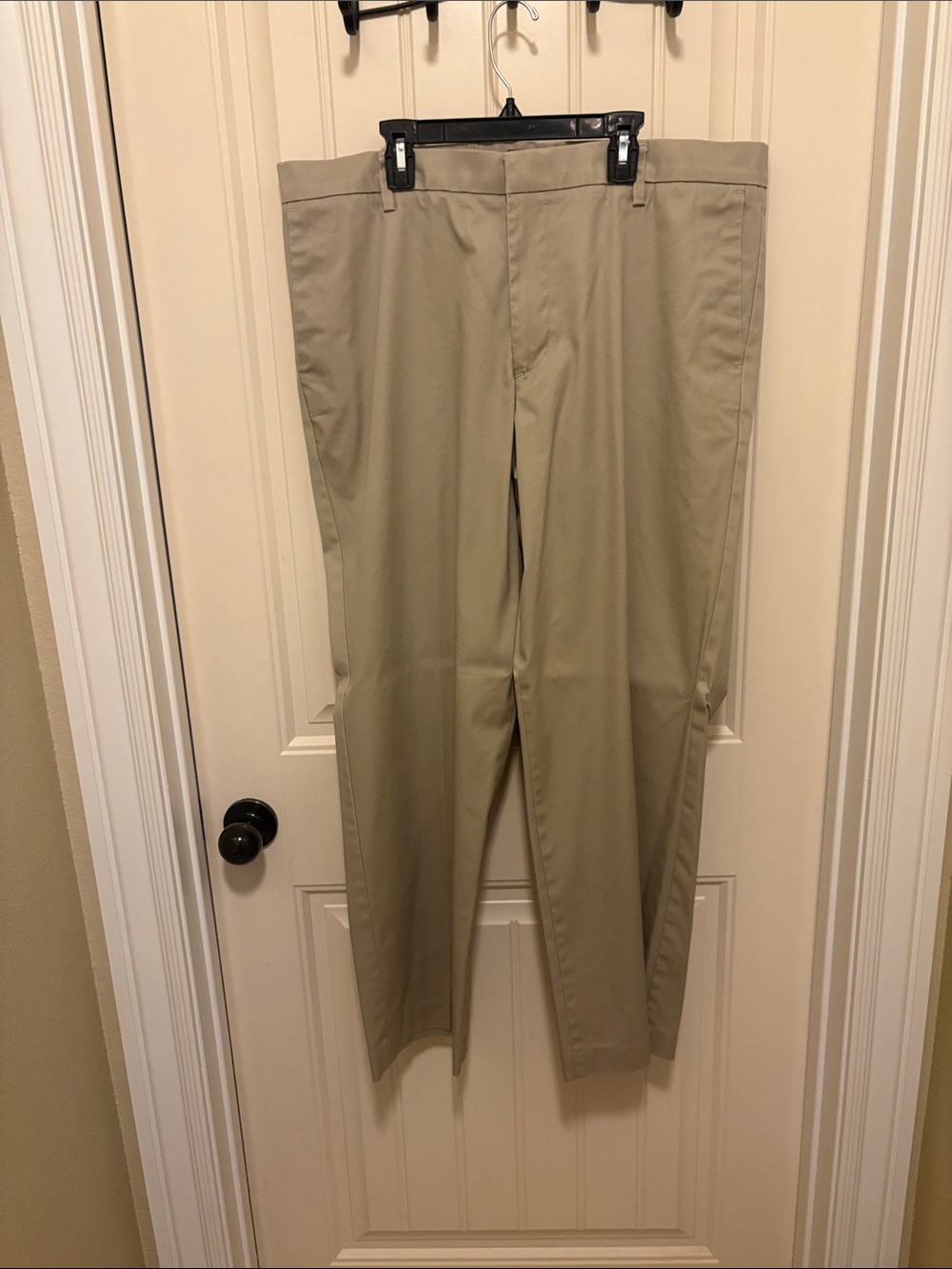 Men's Dockers Iron Free Khaki Straight Fit 38x30 Khaki Dress Pants - Beige